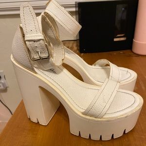 y2k bratz platform heels🤍✨